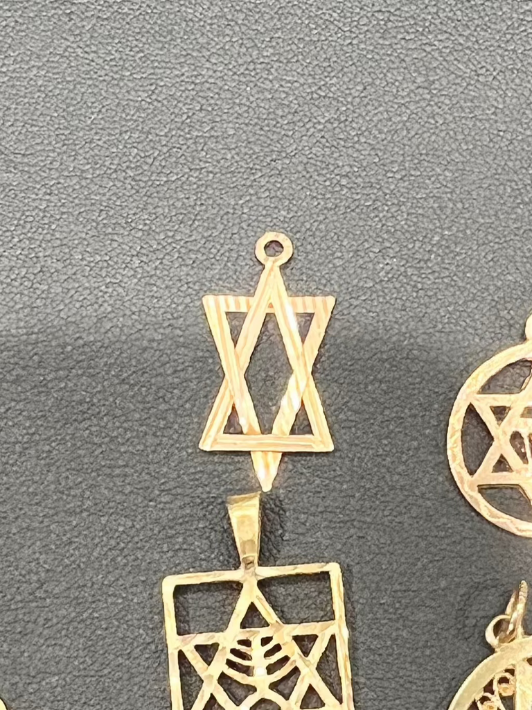 14K Yellow Gold Vintage Stretched Magen David Pendant