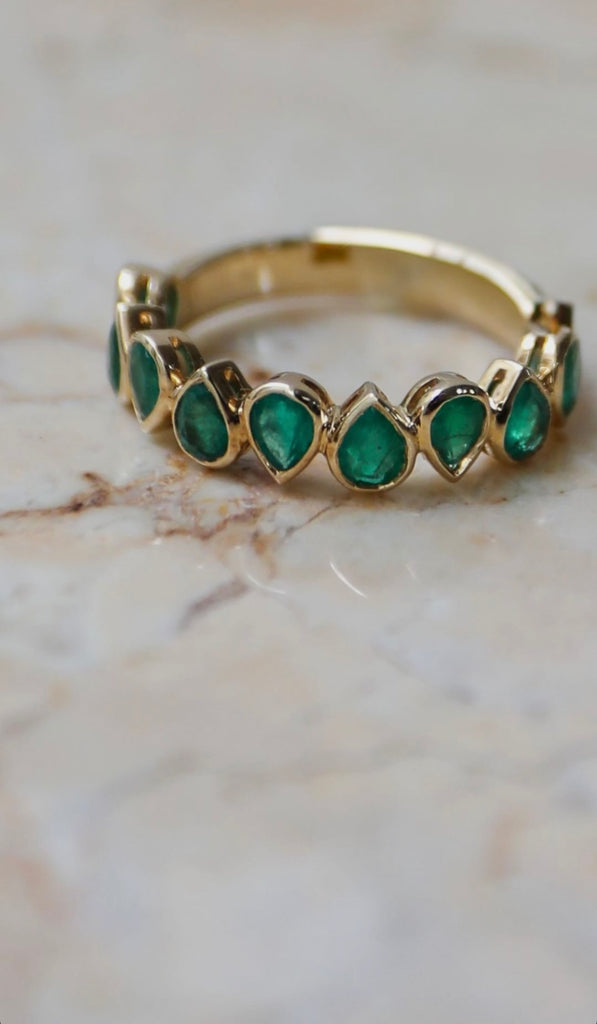 14K Yellow Gold Emerald Teardrop Eternity Ring