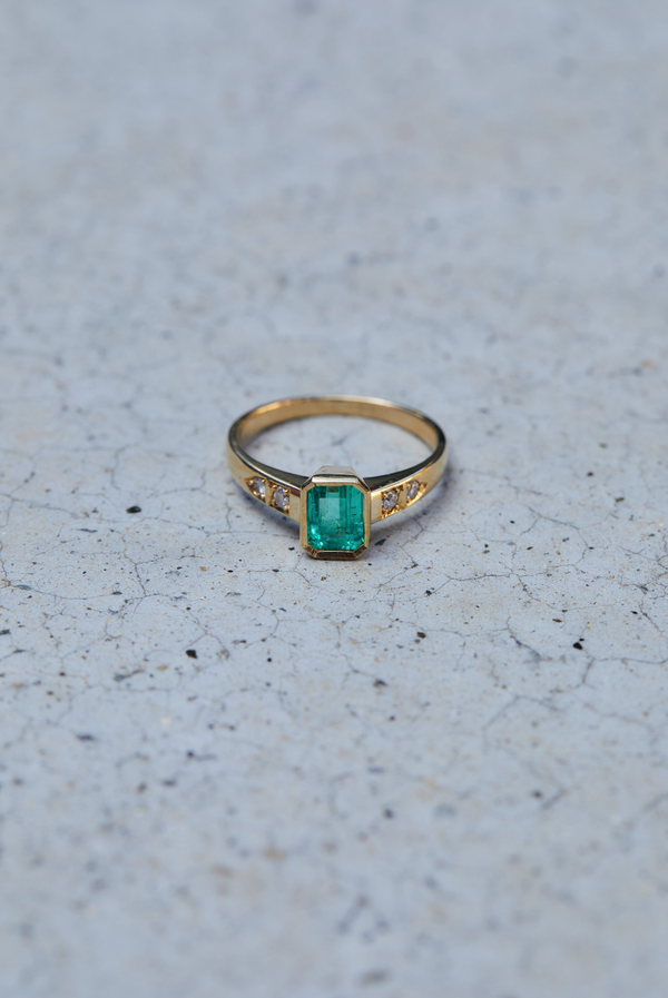 18K Yellow Gold Vintage Bezel Set Emerald and Diamond Ring