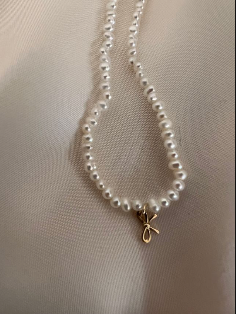 TATIANA☆[Silver925] Angel Ribbon Pearl Necklace The Gold Dainty Bow Freshwater Pearl Necklace – SHAIN LEYTON