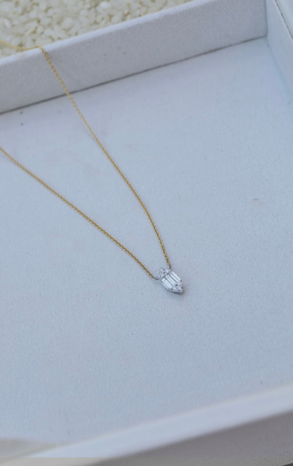 14K Yellow Gold Diamond Marquise Pendant Necklace