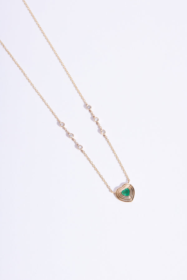 14K Yellow Gold Heart Shaped Emerald Bezel Set Diamond Necklace