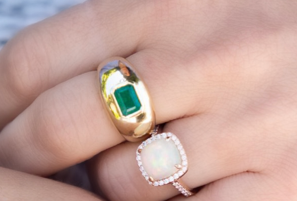 14K Yellow Gold Large Emerald Gypsy Ring