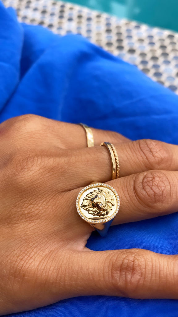 Large Silver Lion Signet Ring