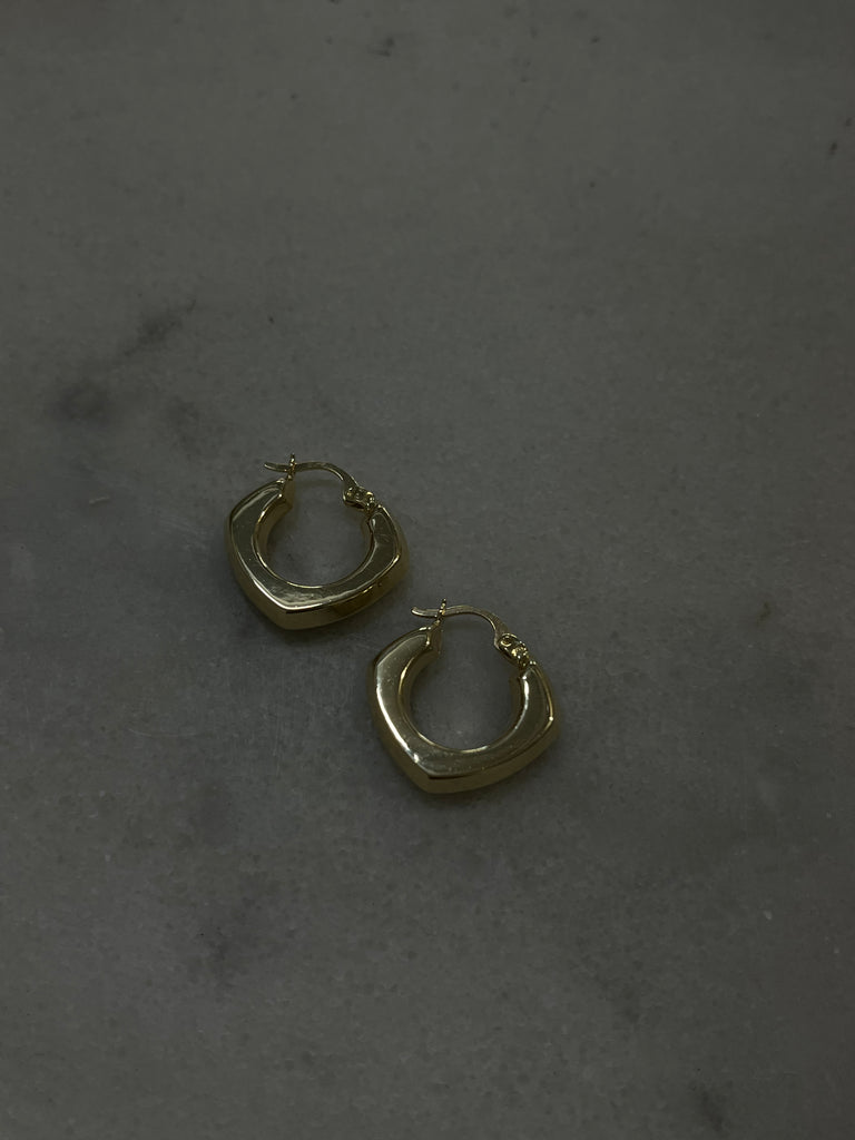 14k Yellow Gold Rounded Hoop Earrings